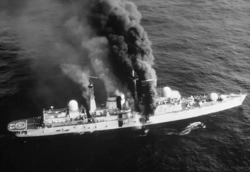 Falkland Savaşında HMS Sheffield’e Düzenlenen Saldırı: Yarbay Nick Batho’nun Bakış Açısıyla