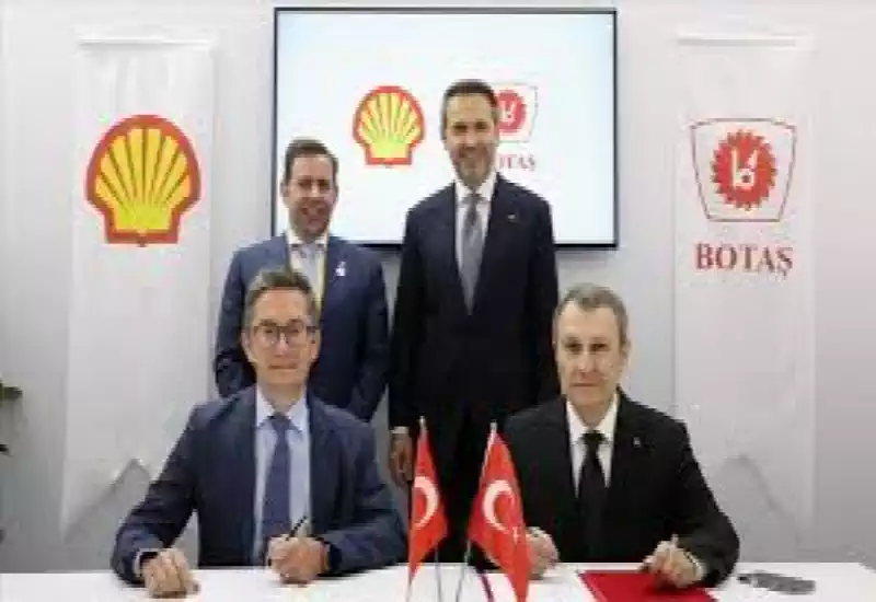 Türkiye'nin Enerji Güvenliği Stratejisinde Yeni Bir Dönem: LNG Anlaşmaları ve Enerji Diplomasisi