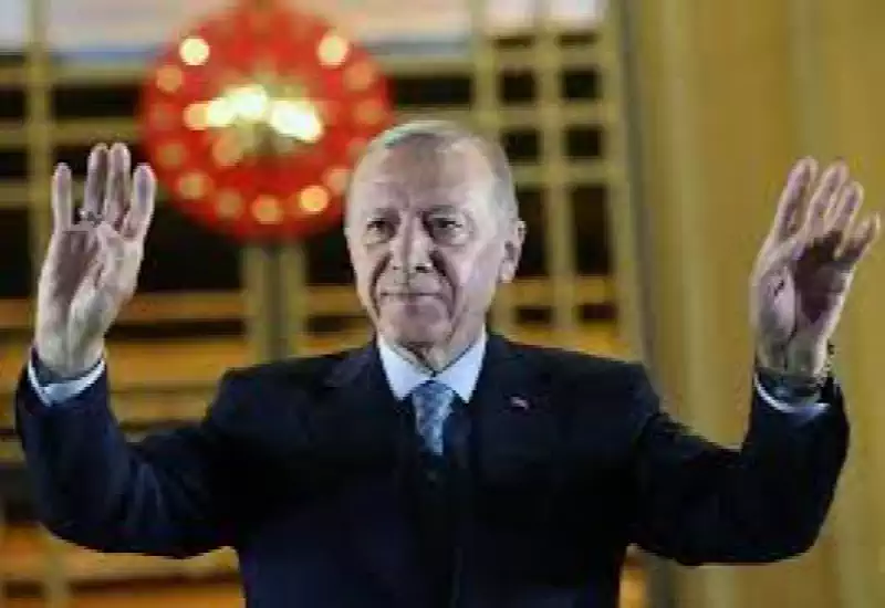Erdoğan Neden Yıkılamıyor?