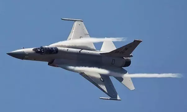 Pakistan Havacılık Sanayiinin Parlayan Yıldızı: JF-17 Savaş Uçağı (2)