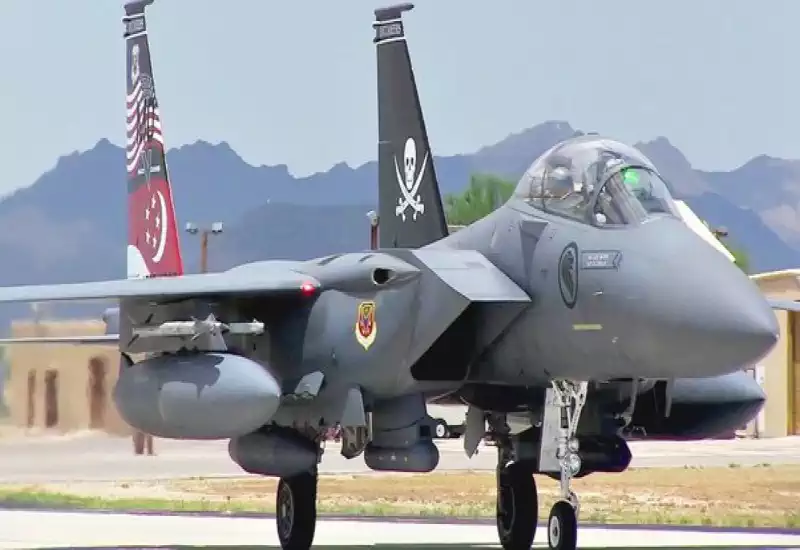 Amerikan Hava Kuvvetleri, 51 Yaşındaki F-15 Savaş Uçaklarını Neden Envanterinde Tutuyor?