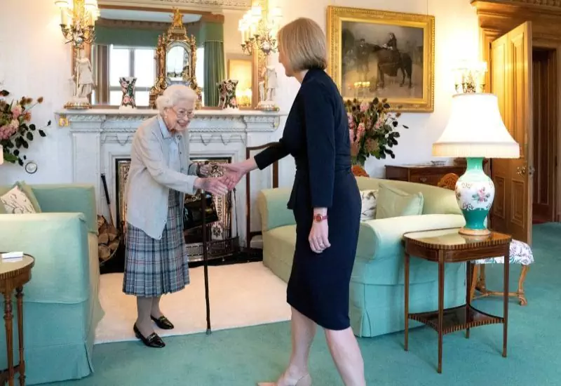 İngiltere Başbakanı Liz Truss Kısa Kesti, Marul Kadar Ömrü Olamadı